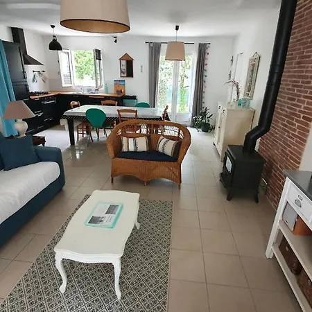 Maison Vertbois Jardin Clos - 800m De La
